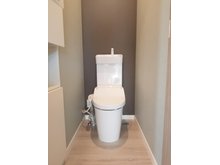 匠建コーポレーション全室床暖房の家　東茨戸3条1丁目モデルハウスC棟　【一戸建て】 清掃性と節水性に優れたトイレです。