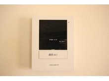 東台６（東大館駅） 3005万円 ＴＶモニター付きインターホン☆来客者を確認できセキュリティ面にも配慮した、安心・安全・便利なTVモニター付きインターホン。