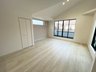 藤倉１（東塩釜駅） 2498万円 洋室 どんな部屋にもしやすいシンプルな洋室。2面採光で、明るく開放感もあります♪
