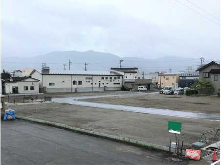 新横町（西若松駅） 990万円～1380万円 分譲地全体写真　2022年7月16日撮影