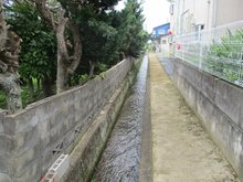 笹谷字清水（笹谷駅） 1650万円 現地（2022年8月）撮影 南側法定外水路 日当たり良好
