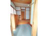 茂庭台３（陸前落合駅） 1880万円 広々とした玄関がお出迎え♪収納ボックス付きです。