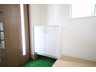 佐野町（大曲駅） 2423万円 腰高の玄関収納はお気に入りの小物を飾るスペースとしてもちょうどいいです。
