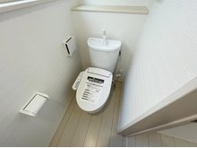 柴田町船岡字東原町　【一戸建て】 3区画　トイレ トイレは1階と2階に完備♪汚れにくくお掃除しやすい便器で毎日快適に♪