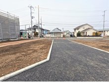 北白山台１（八戸駅） 3596万円 現地（2023年3月）撮影 専用通路部分 本通路部分は隣地の方も通行します。