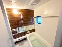 山田本町 3120万円 浴室 バスルームは身体を洗うためだけの場所ではなく一日の疲れを癒すくつろぎの場所♪