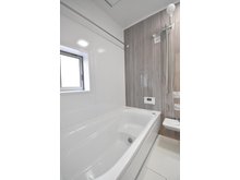 二の森（東照宮駅） 3990万円 浴室 バスルームは身体を洗うためだけの場所ではなく一日の疲れを癒すくつろぎの場所♪