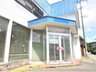田川字宮野前 80万円 南側の店舗入り口を撮影。 青の屋根が目印！