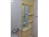 サンシティ会津旭町 シャンプーやボディーソープなどもしっかり整頓できる棚がついた使いやすい浴室です！