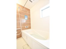 八木山本町１（八木山動物公園駅） 3780万円 2号棟　浴室 一日の疲れを洗い流してくれるお風呂は、しっかり足を伸ばせます♪