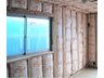 幸房（三郷駅） 3499万円 断熱材床・天井・壁の隙間に断熱材を入れることで、外部との断熱性・室内の保湿性を高め、快適な居住空間を保ちます。※仕様により異なります