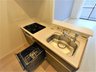 クラッセ川崎　当社グループ会社保有物件 システムキッチンも新規交換済です。食洗器も完備しており、使い勝手が良さそうです。