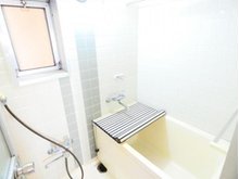 MS：シティハイツ大宮三橋7号棟 運動後の疲れを癒し清潔感のある浴槽です♪
