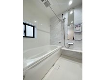 北本２（北本駅） 3299万円 一日の疲れを癒すバスルームは浴室乾燥機付きでいつでも快適バスタイム