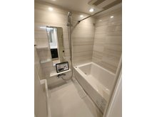 コーラル京王橋本　当社のグループ会社保有住戸 お風呂もユニットごと交換しております。追い炊き機能、浴室乾燥機完備。