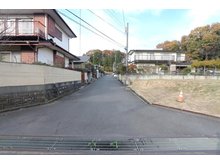 大字村松（東海駅） 480万円 前面道路（2021年11月）撮影