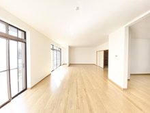 今井（上熊谷駅） 1380万円 リビングダイニング｜お部屋全体が明るく風通しがいい♪家具を置いても、かなり広々！ゆったりしたスペースでの生活は毎日過ごしやすいです。