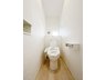八ケ崎６（馬橋駅） 3299万円～3499万円 小窓が付いて風通しの良いトイレ