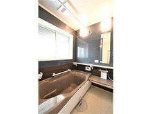 東金（東金駅） 2780万円 【浴室】浴室は換気、乾燥、暖房機能付き。断熱性能が高く、浴室内の温度低下を最小限に抑えるため、いつでも暖かく入浴することができます。