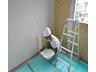 相生町２（富士山下駅） 3080万円 稚内珪藻土の塗り壁全物件の室内は、壁と天井・収納内に至るまで全ての面に「稚内珪藻土」の塗り壁が標準装備です。家族みんなのカラダに優しい「空気がキレイな室内空間」を提供します。珪藻土の塗り壁の特徴としては、室内の湿度を快適な湿度にコントロールしてくれることにより、結露を防いだり、有害物質やアレルギーの原因物質・生活臭などの匂いを分解しクリーンな空気を保ちます。