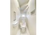 大字峯 3790万円～3890万円 小窓が付いて風通しの良いトイレ