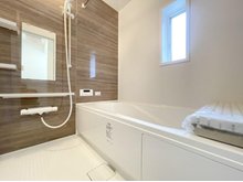保谷町５ 4880万円～5380万円 一日の疲れを癒すバスルームは浴室乾燥機付きでいつでも快適バスタイム