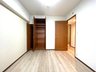 クリオ横浜大口参番館 リビング以外の居室は全3部屋ございます。