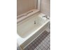 粟生 1200万円 明るいデザインの浴室
