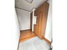 大字峯 1980万円 散らかりがちな玄関周りも大容量の下足入れ設置でスッキリと片付きます！