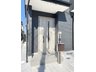 大字上（桶川駅） 3480万円～3680万円 ナチュラルなデザインで明るい雰囲気の玄関ドア