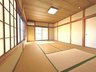 栗原４ 1890万円 穏やかな時間が過ごせそうな畳の空間は寝室や客間など様々な場面で大活躍