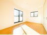 羽沢町（羽沢横浜国大駅） 5580万円 洋室は全4部屋ございます。断熱性に優れ結露予防に効果があるペアガラスを採用。