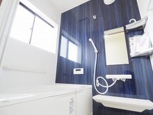 大字磯 998万円 室内（2022年4月）撮影 浴室乾燥機付き！ システムバスルームで、ゆったりバスタイムを！！