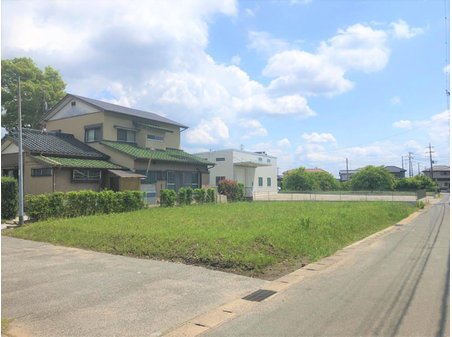 島野（五井駅） 665万7000円 田舎風景が残る閑静な住環境　周辺の家々は敷地面積が広くゆとりがあり、窮屈さを感じない住環境です。