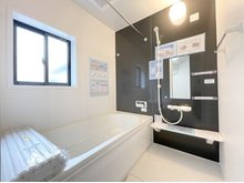 西堀２（東久留米駅） 3899万円 一日の疲れを癒すバスルームは浴室乾燥機付きでいつでも快適バスタイム
