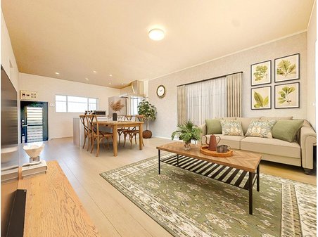 明神（明神駅） 1298万円 CGで家具を配置した合成イメージ写真です。 対面タイプのオープンキッチンで明るい開放感のあるリビングです。