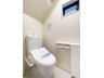大字新曽（戸田駅） 5480万円～5599万円 小窓が付いて風通しの良いトイレ