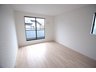 大字東本郷 3490万円 7.7帖の洋室！ゆとりあるお部屋にどのように家具を配置しようか想像が膨らみますね。