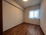 デュオヒルズ東川口 嬉しい各居室収納付きで、余計な収納家具を置かずに済むので生活スペースを広く使うことができます。