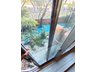上石神井ハイム3号棟　当社グループ会社保有住戸 お庭に繋がるサッシは複層ガラスとなっております。マンション全体でこのように変更しており、管理の良さと余裕が伺えます。
