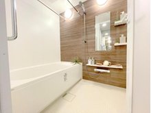 プレミスト北浦和ブライトフォート ■広々とした浴室で快適なバスタイム