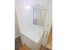 エステート浦和 ■3面鏡付きの独立洗面台！収納もたっぷり！