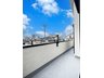 三橋６（西大宮駅） 3798万円 2部屋から出入り出来るバルコニーは、通風や採光が良く明るくて開放的