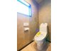 大泉町４ 4480万円 ■１階のトイレ、いつでも衛生的なウォシュレット付き