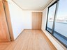 東寺尾北台（鶴見駅） 5290万円 【5.0帖洋室】 洋室は全3部屋ございます。断熱性に優れ結露予防に効果があるペアガラスを採用。
