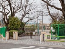 サンライフ東武練馬 赤塚第一中学校まで1670m 板橋区立赤塚第一中学校　徒歩２１分