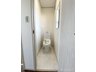 朝志ケ丘４（朝霞台駅） 3680万円 空気の入れ替えにも便利な小窓付。明るく気持ちの良いトイレです。