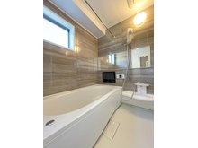 大泉町１ 4880万円 ■くつろぎの１坪浴室、浴室ＴＶ＆追い焚き機能＆浴室乾燥機完備