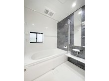 羽沢２（鶴瀬駅） 3880万円 一日の疲れを癒すバスルームは浴室乾燥機付きでいつでも快適バスタイム