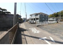 久慈町３（大甕駅） 700万円 前面道路（2023年4月）撮影